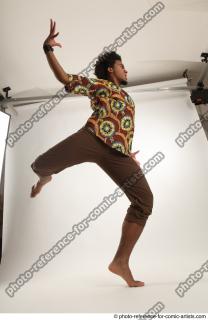 Garson DANCING POSE KRUMP